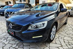 VOLVO V60 D3 Geartronic Summum