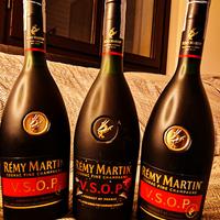 3 Bottiglie di Cognac Remy Martin