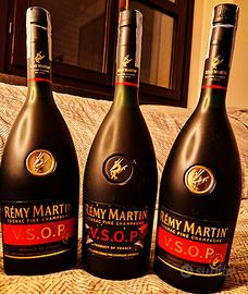 3 Bottiglie di Cognac Remy Martin