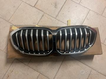 Mascherina anteriore bmw serie 1