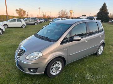 Lancia MUSA 1.4 Oro Ecochic GPL