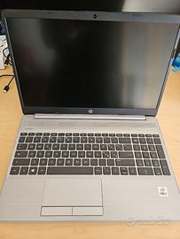 HP 250 G8 - I5 1035G1 - 8GB RAM - 256GB