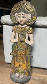 Scultura divinita indonesiana