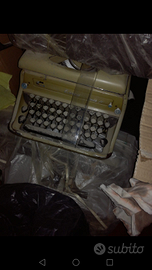 Macchina da scrivere