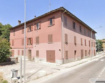 Immobile in asta di 114 m² con 3 locali e box auto