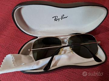 occhiali da sole Ray Ban aviator

