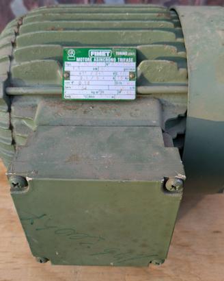 Motore trifase 1.5 kW 2800 RPM TIPO B3 MEC 90