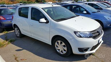 Dacia Sandero 1.5 dCi 8V 75CV Start&Stop Lauréate