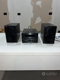 Stereo Yamaha con casse CRX-330