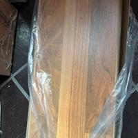 Pavimento laminato in legno effetto parquet