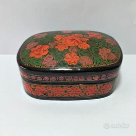 Scatola Vintage in Cartapesta del Kashmir Laccata 