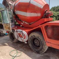 Betoniera autocaricante