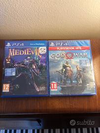God of War + Medievil - Giochi Playstation 4 (PS4)