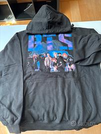 Felpa nera BTS