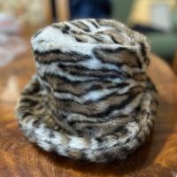 Cappello in soffice pelliccia sintetica