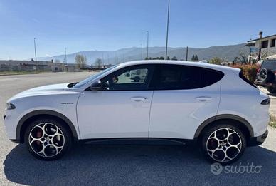 Tonale alfa roma hybrid elettrica