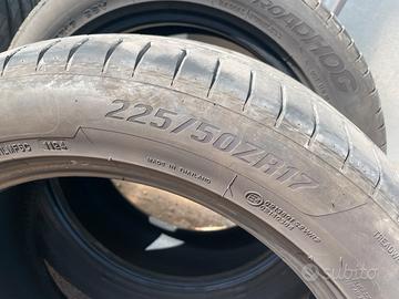 Gomme 225 50 17