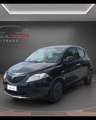 LANCIA Lancia Ypsilon 1.0 FireFly Hybrid Silver Pl