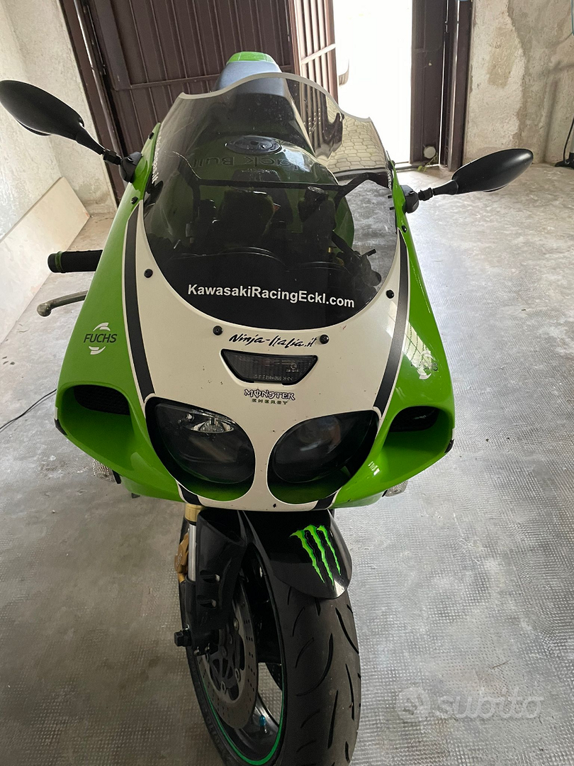 Kawasaki ninja zx7r 1996 Moto e Scooter In vendita a Milano