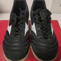 Mizuno Morelia Sala Club TF - Calcetto 44.5 Nero