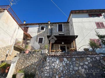 CASA INDIPENDENTE A SUBIACO