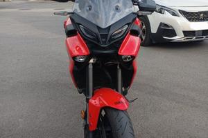 Yamaha tracer 9