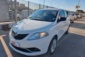 Lancia Ypsilon 1.2 69 CV 5 porte GPL Ecochic Gold 