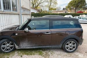 MINI COOPER INCIDENTATA