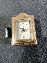 Sveglia da comodino con cornice argento 