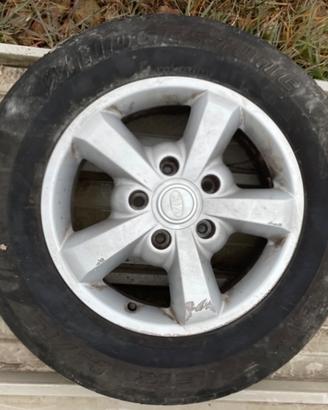 Cerchio gomma Kia Sorento 2002 al 2011 245/65 17