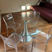 tavolo da pranzo rotondo con 4 sedie