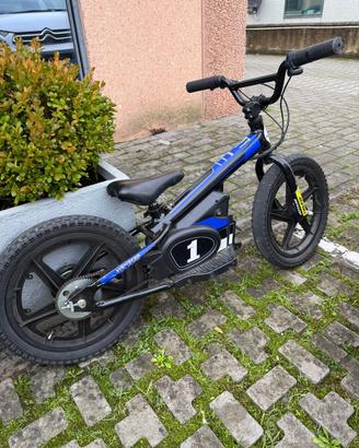 Bici stacyc cinese