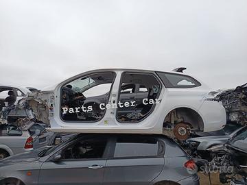 Scocca per taglio lamiera e ricambi peugeot 308 sw