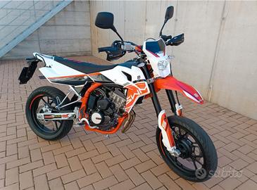 SWM SM 125 r Nuovo 62km