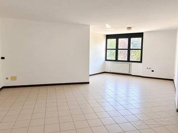 Immobile di 140 m² a Gianico