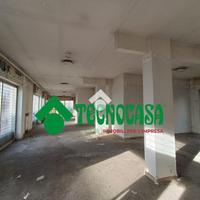 NEGOZIO A CAMPI BISENZIO