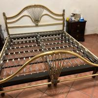 Letto in ottone da artigianato