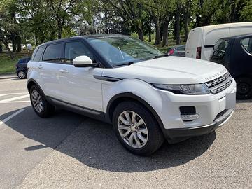 Range Rover Evoque 2.2 TD4 5p. interni Pelle Beige