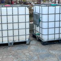 Cubo per acqua con pedana