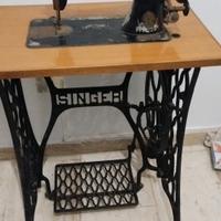 Macchina da cucire vintage Singer