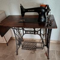 antica macchina da cucire SINGER 