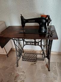 antica macchina da cucire SINGER 