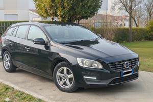 Volvo v60 - 1.6 Diesel R-Design 2015 Perfetta 