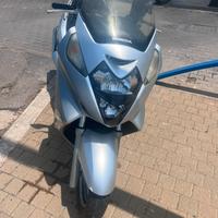 Honda silver wing 600