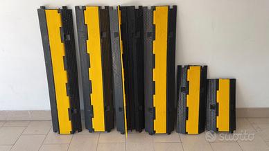 Set 6 Passacavi Professionali in Gomma – 5 Metri T