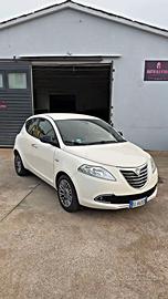 Lancia Ypsilon 1.2 69 CV 5 porte GPL Ecochic Silve