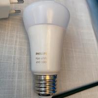 8 Lampadine philips hue color+bridge hub