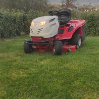 trattorino tagliaerba  MTD 