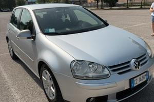 Golf 5 con motore nuovo LEGGERE DESCRIZIONE!