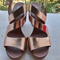 Sandali in pelle color oro n. 36